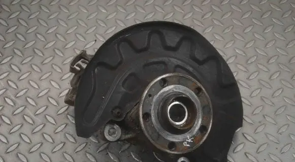 Volkswagen Golf VII Front wheel hub 5Q0407257A