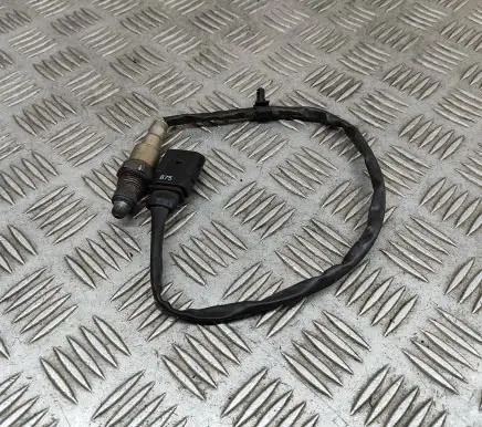 Audi A5 Lambda probe sensor 8K0906262F 0258030215