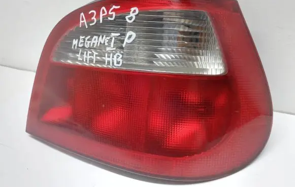 Renault Megane I Tailgate rear/tail lights