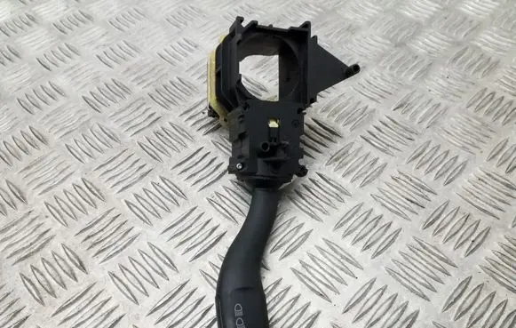 Audi A4 S4 B6 8E 8H Indicator stalk 4E0953513A
