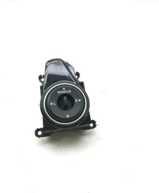 Hyundai i40 Wing mirror switch 39R4801230