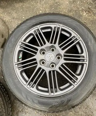 Toyota Avensis T270 R17 carbon fiber rim 