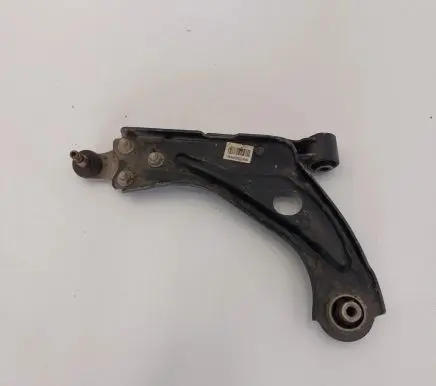 Peugeot 3008 II Front lower control arm/wishbone