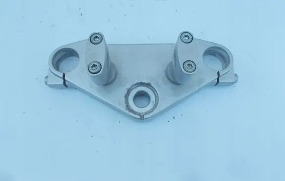 Suzuki SX4 Front wheel hub spindle knuckle