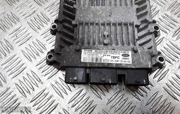 Ford Fusion Engine control unit/module 3S6112A650GC