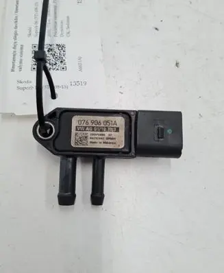 Skoda Superb B6 (3T) Exhaust gas pressure sensor 076906051A