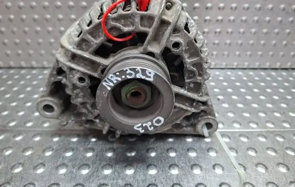 Opel Corsa C Generator/alternator S27624329 0124415023