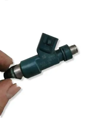 Volvo XC90 Fuel injector 6G9NAB