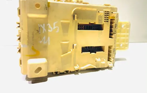 Hyundai ix35 Fuse module 919502S511