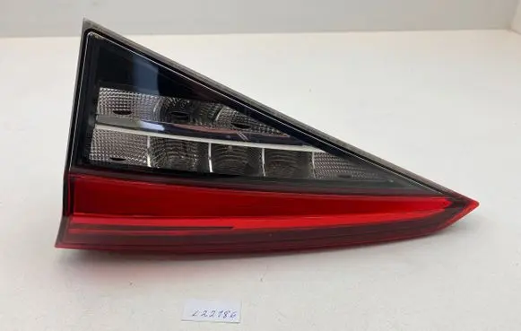 Skoda Kodiaq Tailgate rear/tail lights 565945308A L90117256 16331