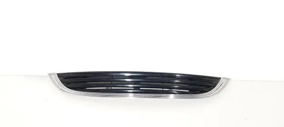 Mini One - Cooper R50 - 53 Front bumper upper radiator grill 1490375 1490374