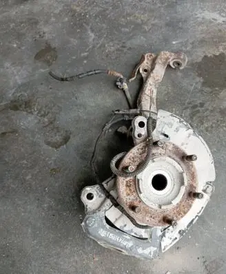 Ford Ranger Front wheel hub spindle knuckle AB313K170