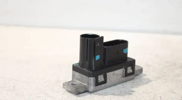 Volvo S60 Glow plug pre-heat relay 31431776 0281003145