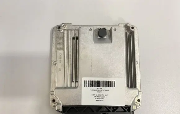 BMW X6 F16 Engine control unit/module 8586544