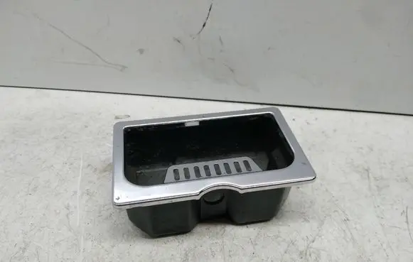 Ashtray (front)