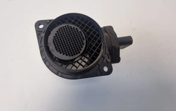Volkswagen Golf V Mass air flow meter 038906461B