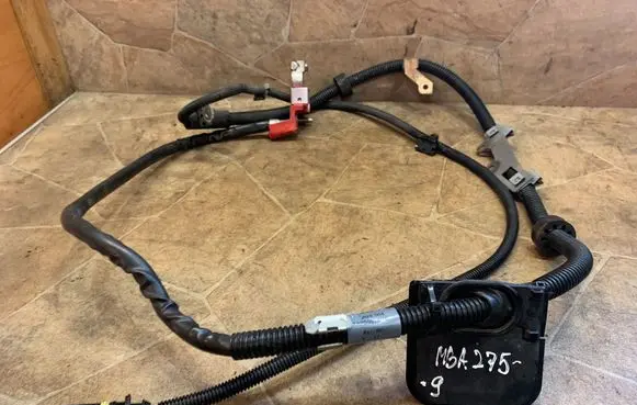 Mercedes-Benz C W204 Positive cable (battery) A2044402613
