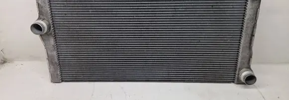 BMW 5 F10 F11 Coolant radiator 8509176 X0008001