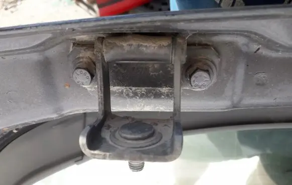 Renault Scenic II - Grand scenic II Tailgate/trunk/boot hinge