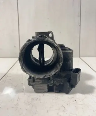 Volkswagen Touran I Throttle valve A2C53099815 03G128063C