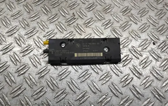 Mini Cooper Countryman R60 Aerial antenna amplifier 9803854 10819610