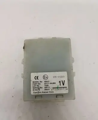 Suzuki Grand Vitara II Other control units/modules 3717164JMO