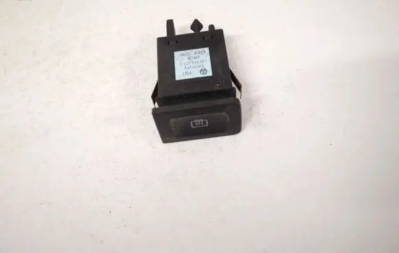 Volkswagen Golf IV Windscreen/window heater switch 1J0959621C