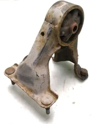 Toyota Avensis T220 Engine mount bracket