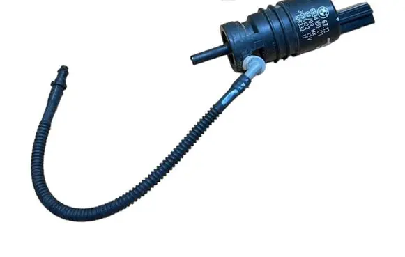 BMW X5 E70 Windscreen/windshield washer pump 67126934160 6934160 3095102