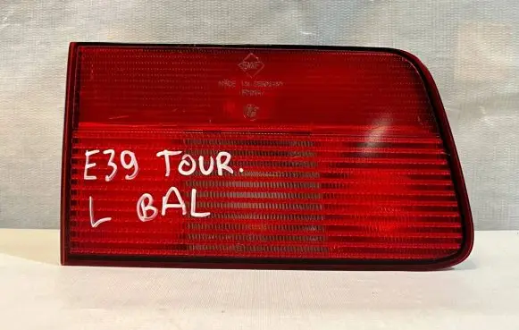 BMW 5 E39 Tailgate rear/tail lights 8361673