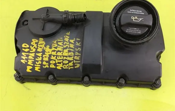 Volkswagen Golf IV Rocker cam cover 038103469S
