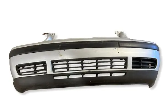 Volkswagen Golf IV Front bumper 1J0807221