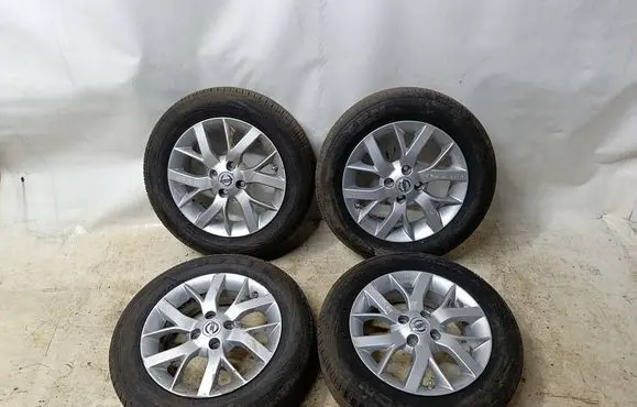 Nissan Note (E12) R15 alloy rim 