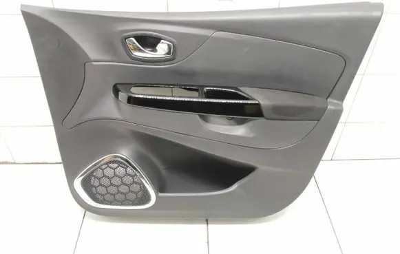 Renault Captur Front door card panel trim 156067371 156067391