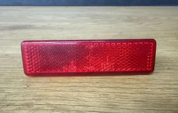Opel Vivaro Rear tail light reflector 7700353184