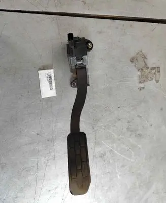 Jaguar XE Accelerator throttle pedal GX739F836AA