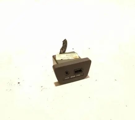 Hyundai i30 USB socket connector 84760A6050RY 84760A6050 96120A5000