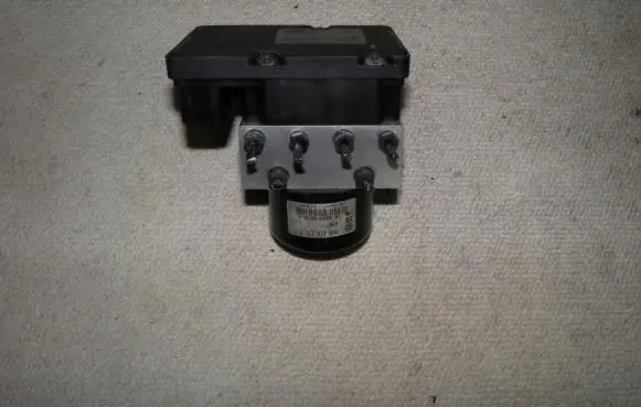 Volkswagen Transporter - Caravelle T5 ABS Pump 7H0907379E