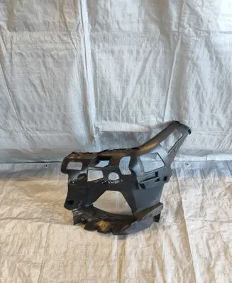 BMW 2 F44 Front bumper mounting bracket 8075515