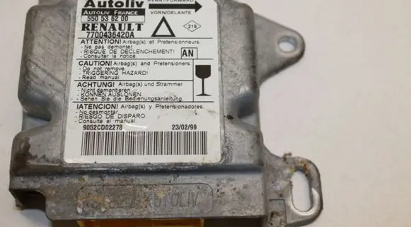 Renault Laguna I Airbag control unit/module 550536200 7700436420A
