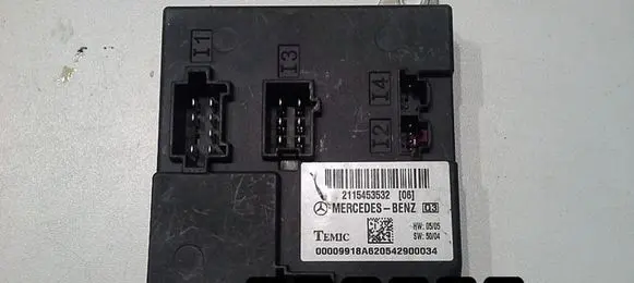 Mercedes-Benz E W211 Engine control unit/module 2115453532