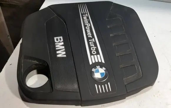 BMW 5 F10 F11 Engine cover (trim)