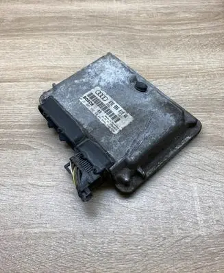 Audi A3 S3 8L Engine control unit/module ECU 038906018AK 0281001852