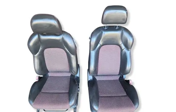 Hyundai Coupe Seat set 