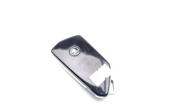 Skoda Octavia Mk4 Ignition key/card 