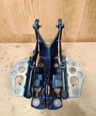 Mercedes-Benz GLC C253 Engine bonnet/hood hinges A2538800128 A2538800228