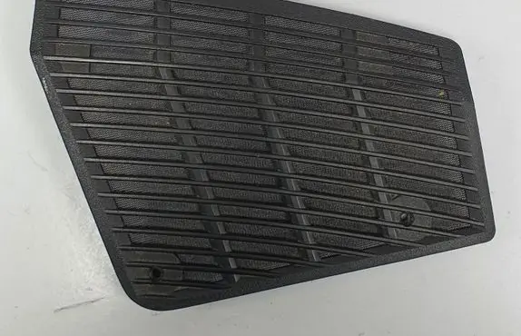Mercedes-Benz 190 W201 Dash center speaker trim cover 