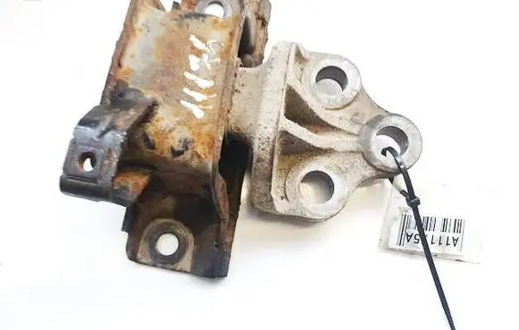 Opel Corsa D Engine mount bracket 