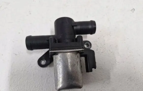 Renault Trafic III (X82) Electric auxiliary coolant/water pump 212309316R