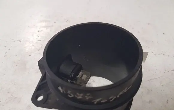 Citroen C5 Mass air flow meter 9657663580